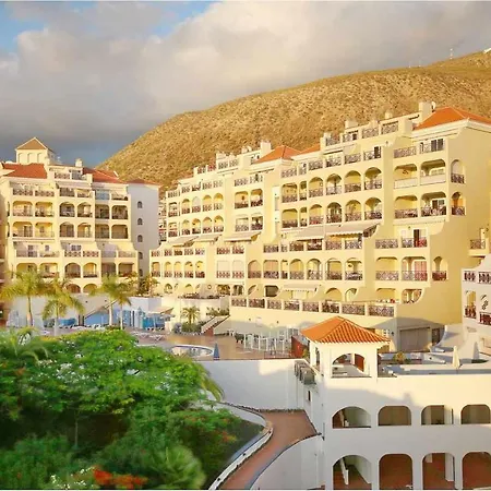 Dinastia D201 By Tenerife & Sales Los Cristianos (Tenerife)